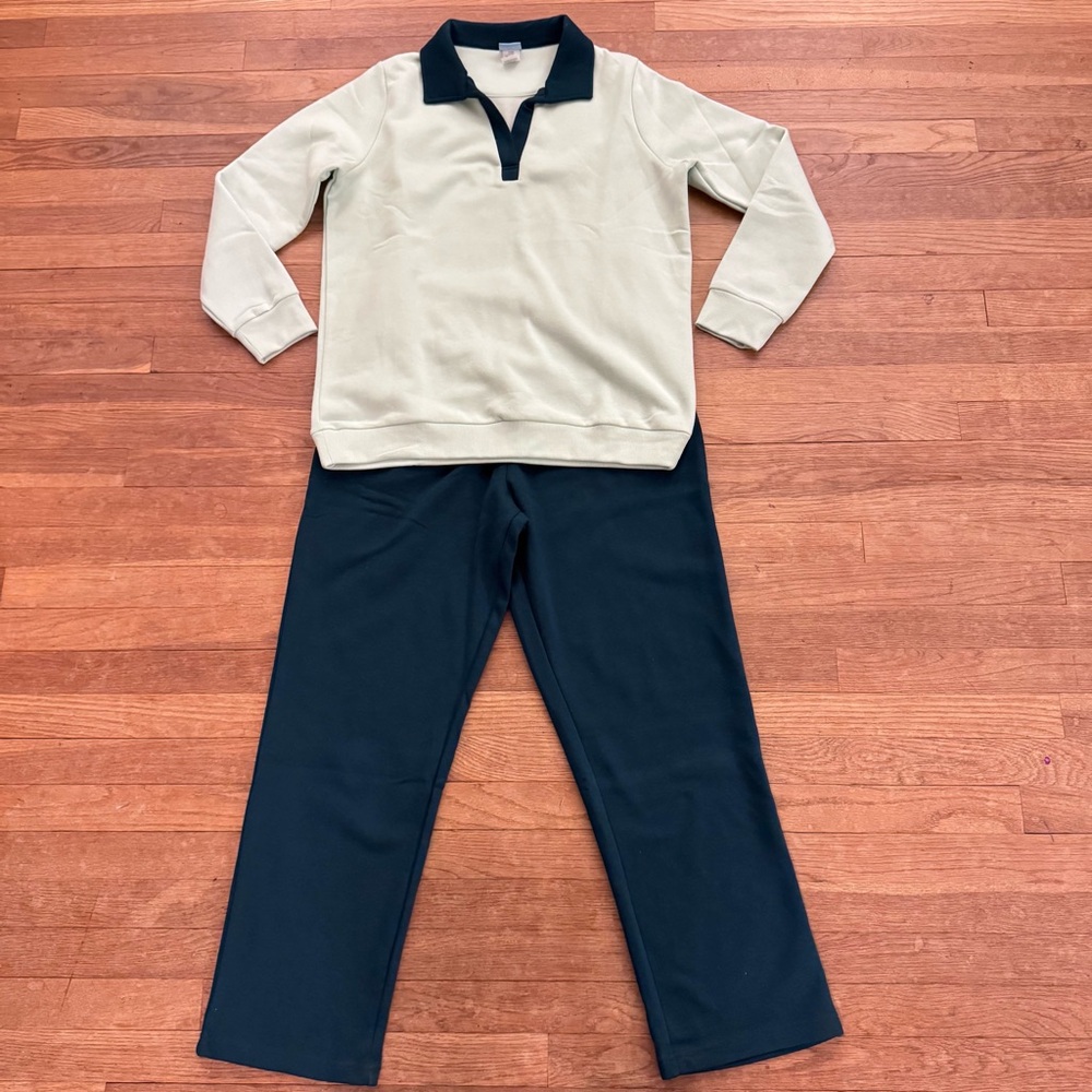 Comfort Corner two piece green sweatsuit size large L
 b78